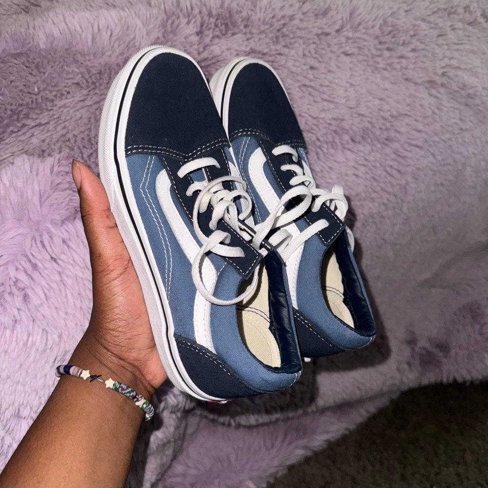 Little Girl Converse